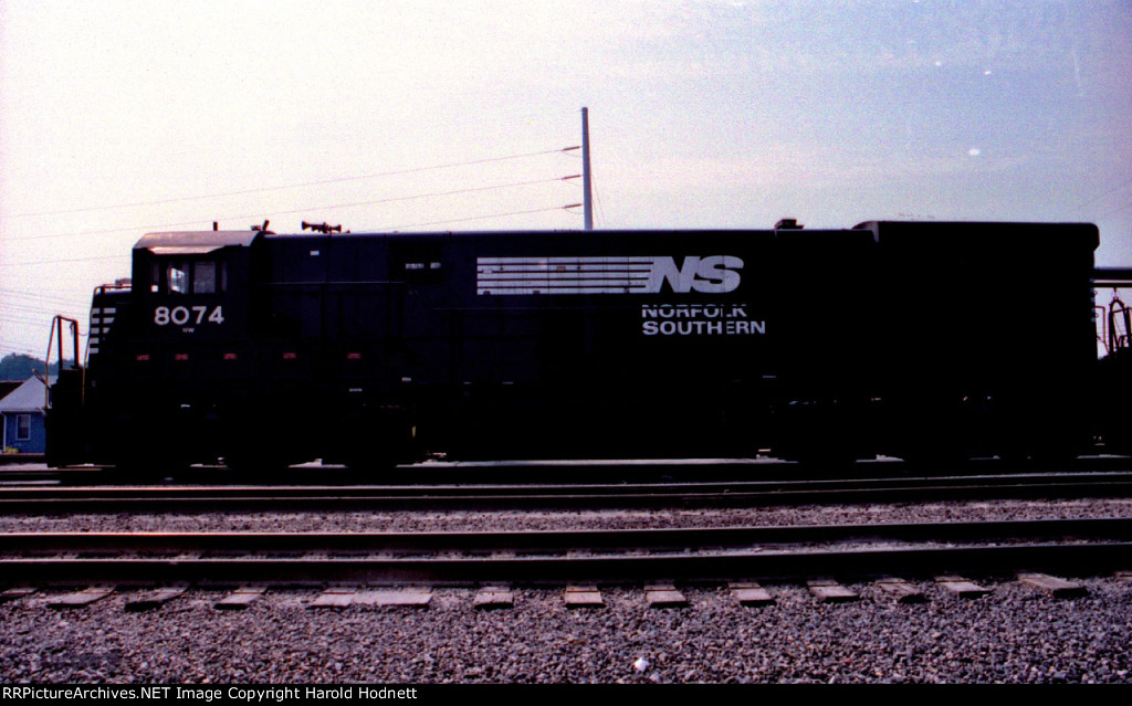 NS 8074